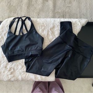 BuffBunny Black Shiny Set